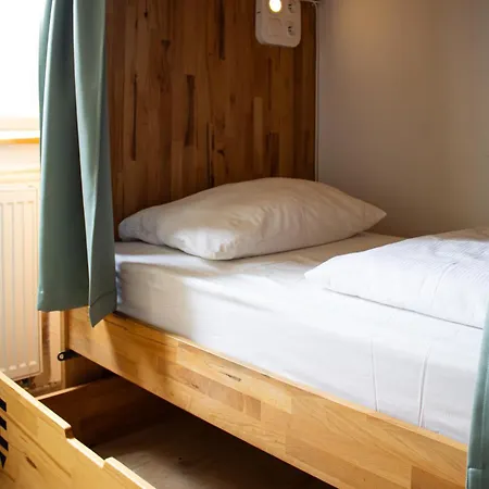 Dream Hostel *